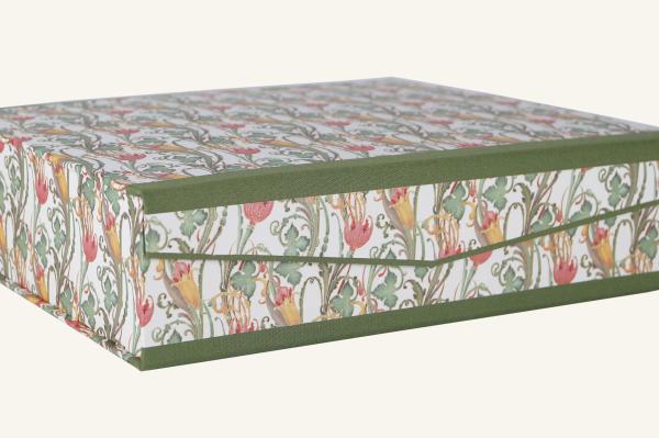 Elegant box floral pattern green, gold